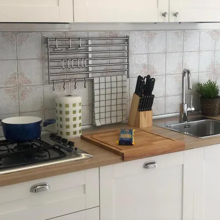 Il Capriccio Di Silvia Sirmione